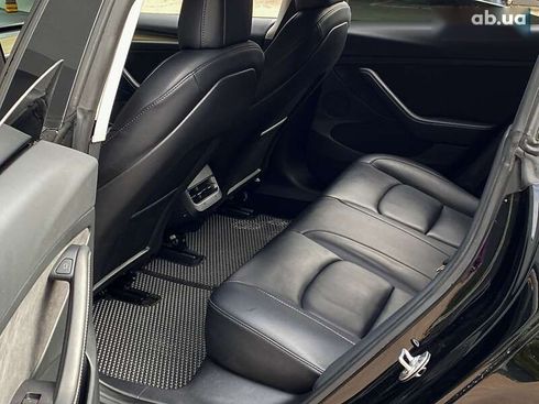 Tesla Model 3 2022 - фото 16
