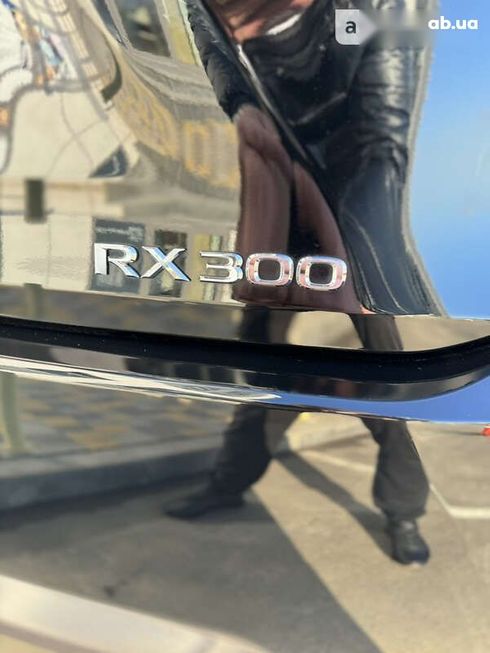Lexus RX 2018 - фото 28