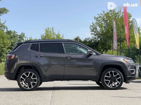 Jeep Compass 2018 - фото 16