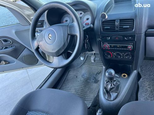Renault Clio 2006 бежевый - фото 37
