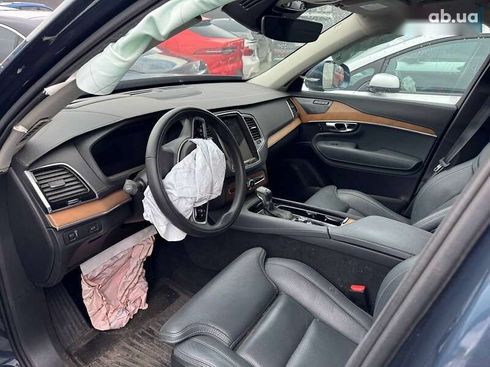 Volvo XC90 2019 - фото 17