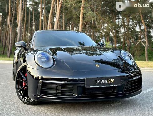 Porsche 911 2021 - фото 30