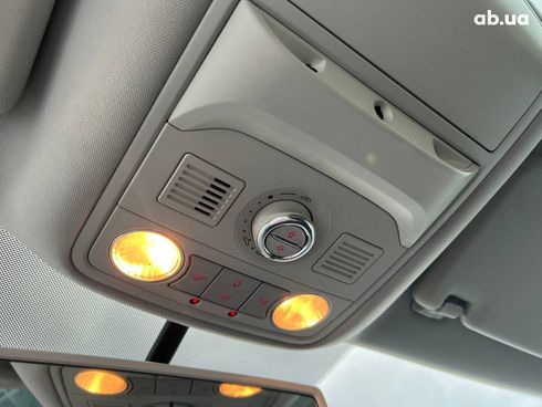 Volkswagen Touran 2012 серый - фото 33