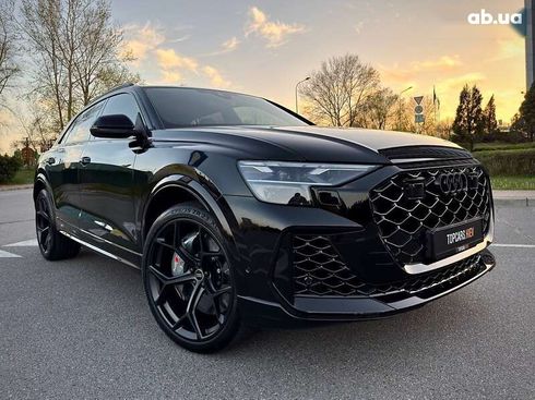 Audi RS Q8 2025 - фото 15