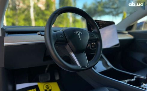 Tesla Model 3 2020 - фото 21