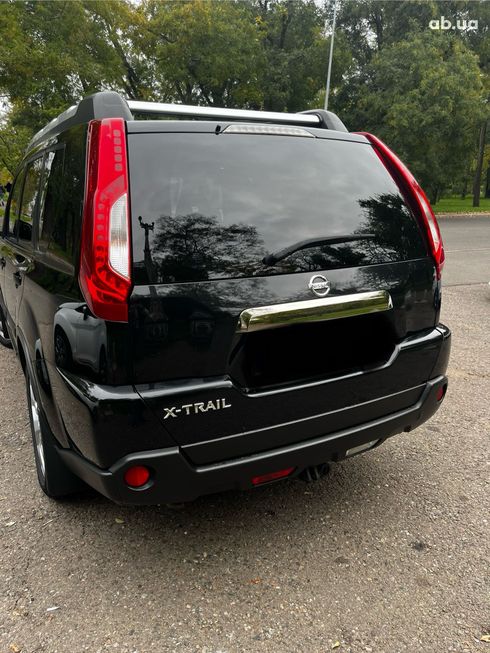 Nissan X-Trail 2012 черный - фото 5