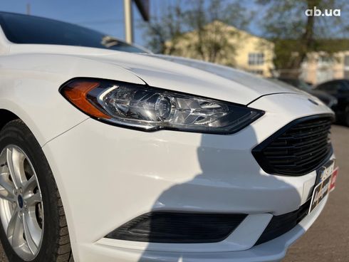 Ford Fusion 2018 белый - фото 5