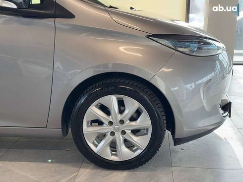 Renault Zoe 2016 - фото 7