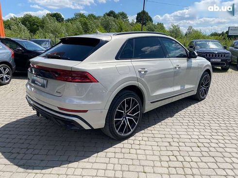 Audi Q8 2021 - фото 7