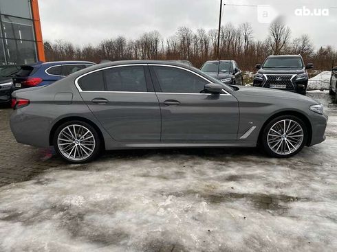 BMW 5 серия 2020 - фото 8