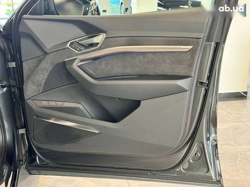 Audi E-Tron 2021 - фото 29