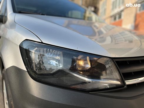 Volkswagen Caddy 2016 серый - фото 6