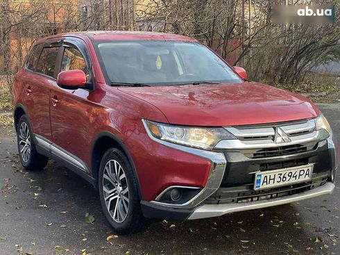 Mitsubishi Outlander 2017 - фото 7