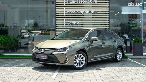 Toyota Corolla 2022 - фото 2