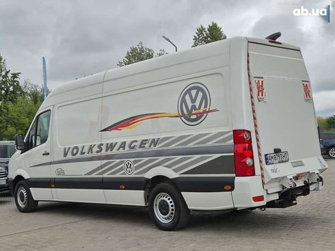 Volkswagen Crafter 2016 - фото 17