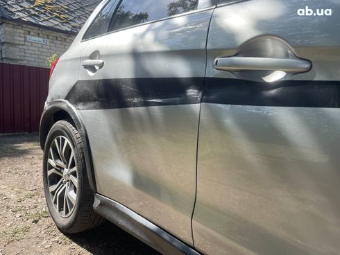 Mitsubishi Outlander 2018 серый - фото 2