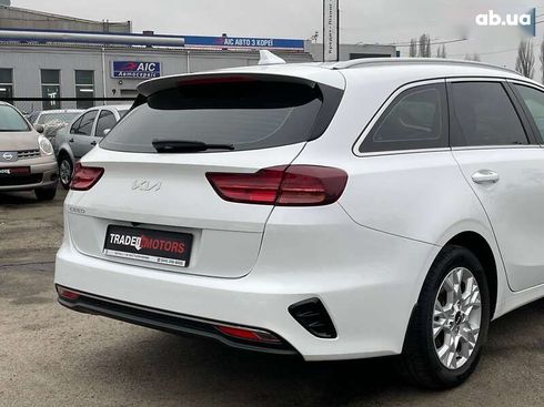 Kia Cee'd 2022 - фото 12