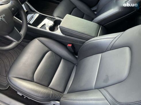 Tesla Model 3 2020 - фото 29