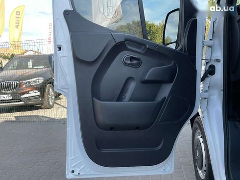 Opel Movano 2021 - фото 23