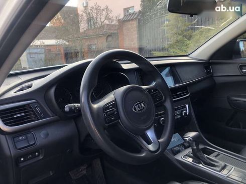 Kia K5 2017 - фото 8