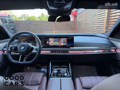 BMW 7 серия 2023 - фото 27