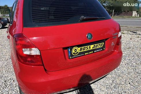 Skoda Fabia 2012 - фото 8