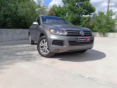 Volkswagen Touareg 2014 серый - фото 3