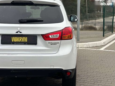 Mitsubishi Outlander 2015 - фото 14