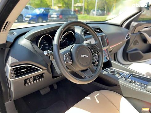 Jaguar F-Pace 2018 - фото 13