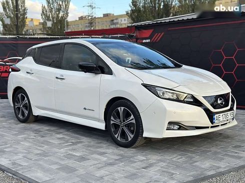 Nissan Leaf 2018 - фото 9
