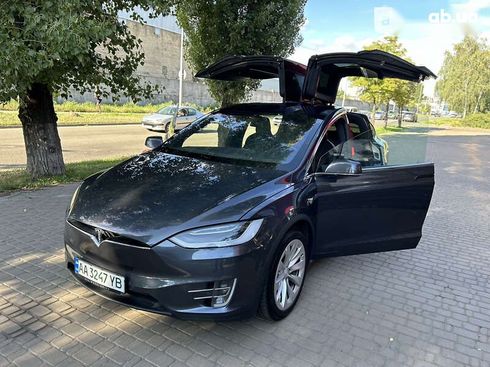 Tesla Model X 2018 - фото 6