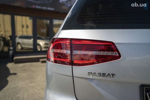 Volkswagen Passat 2018 - фото 14