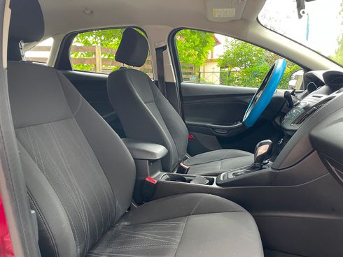Ford Focus 2015 красный - фото 23