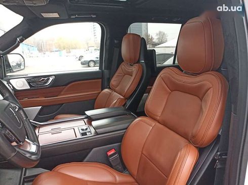 Lincoln Navigator 2018 - фото 19