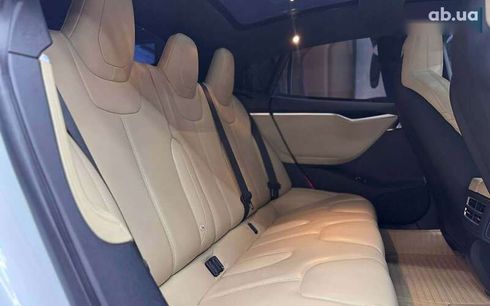 Tesla Model S 2018 - фото 19