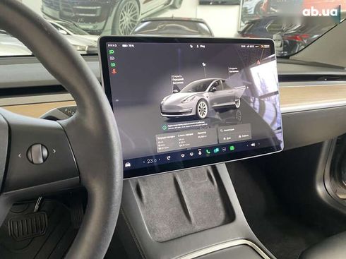 Tesla Model 3 2022 - фото 17