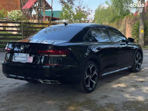 Volkswagen Passat 2020 черный - фото 3