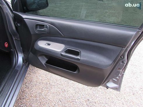 Mitsubishi Lancer 2006 - фото 16