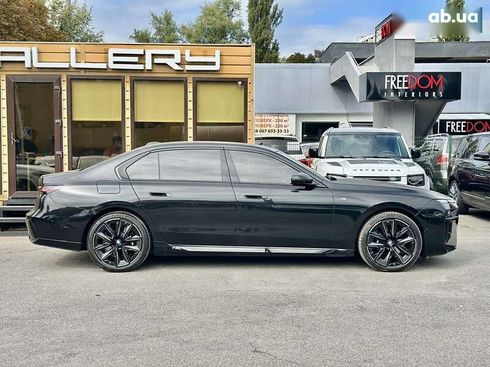 BMW 7 серия 2023 - фото 10