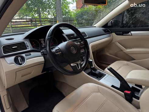 Volkswagen Passat 2012 белый - фото 33
