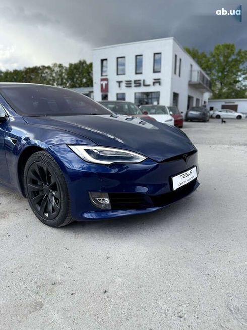 Tesla Model S 2019 - фото 11