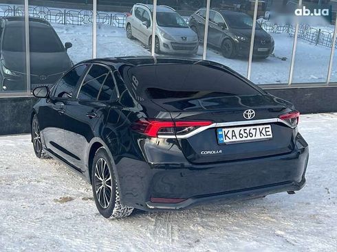 Toyota Corolla 2019 - фото 5
