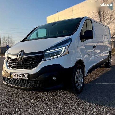 Renault Trafic 2019 - фото 7