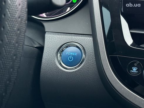 Toyota Camry 2022 серый - фото 32