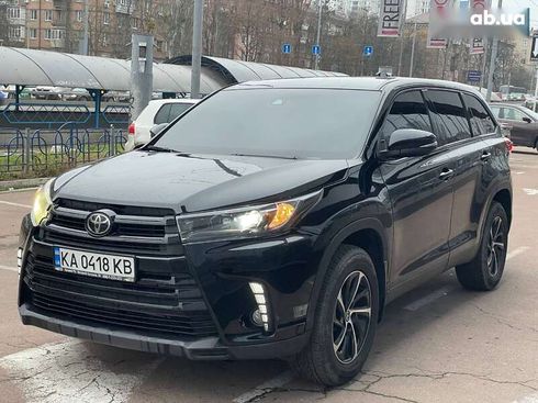 Toyota Highlander 2018 - фото 2
