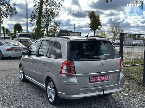 Opel Zafira 2008 - фото 22