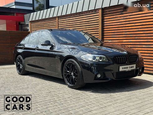 BMW 5 серия 2016 - фото 12