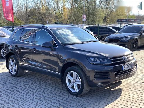 Volkswagen Touareg 2011 - фото 8