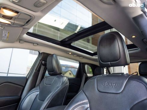 Jeep Cherokee 2018 - фото 12