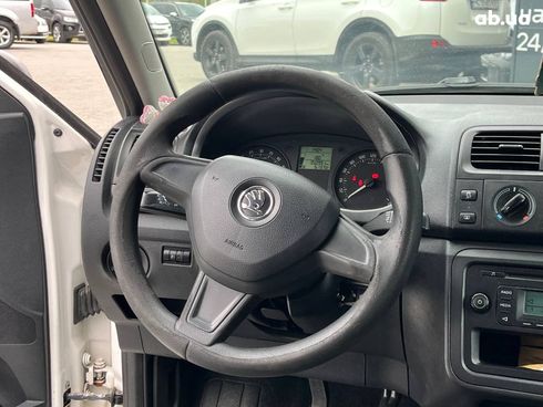 Skoda Fabia 2014 белый - фото 34